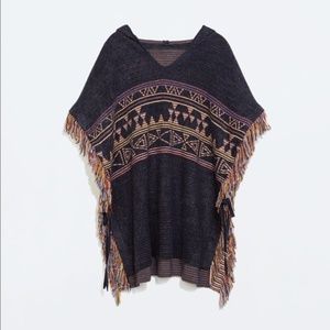 Zara Trafaluc Poncho